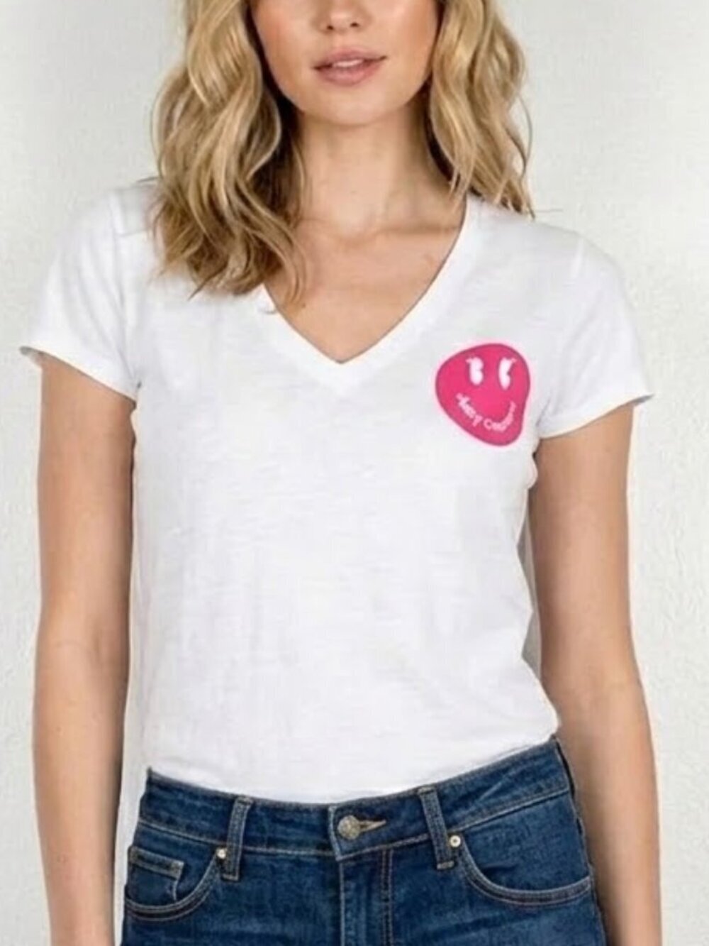 Juicy Couture Smiley Face Graphic V-Neck Short Sleeve Tee White Size S NWT